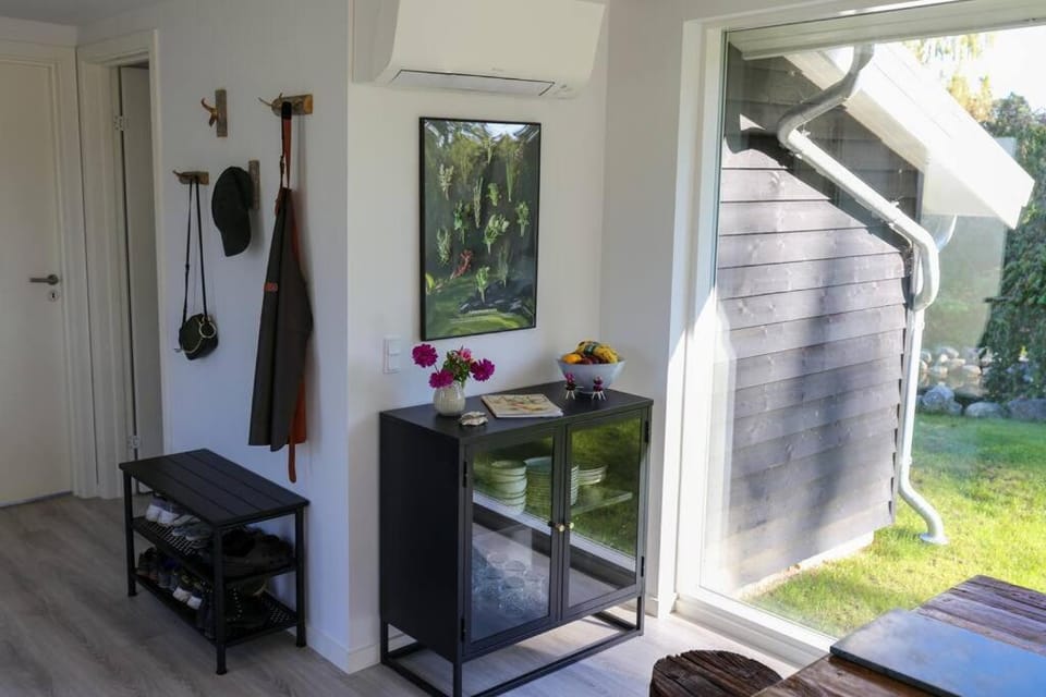 Spring, Day, Dining area