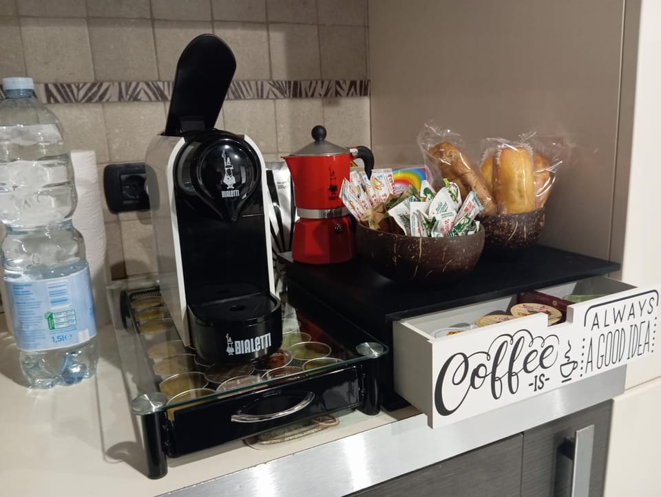 Coffee/tea facilities