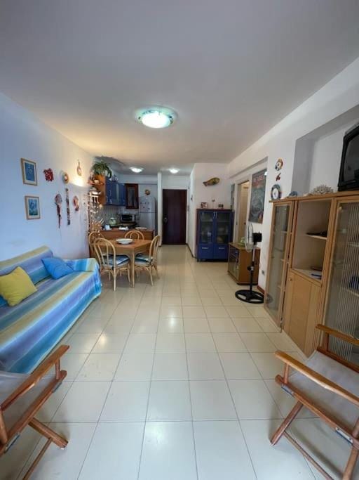 Communal lounge/ TV room, TV and multimedia, Kitchen or kitchenette, Living room, Seating area, Dining area, Evening entertainment