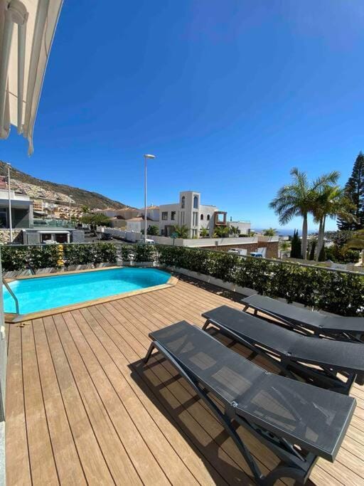 Garden, Balcony/Terrace, Swimming pool