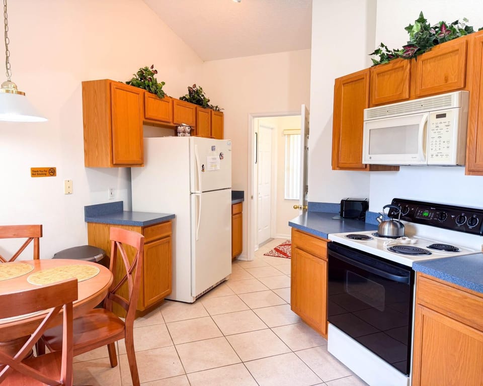 3 beds pool home 5 min from Disney Villa in Four Corners