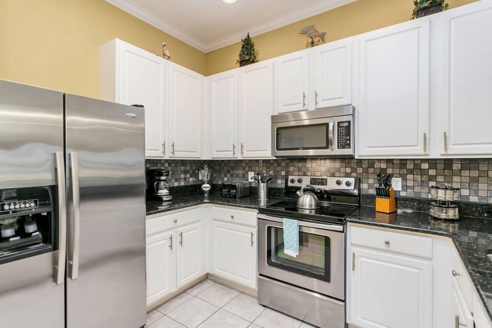 3 bedrooms condo in gated resort Bahama Bay House in Four Corners
