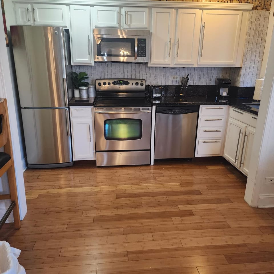 Cozy View Downtown Atlanta Condo Apartment in Atlanta