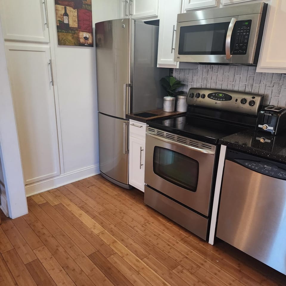 Cozy View Downtown Atlanta Condo Apartment in Atlanta