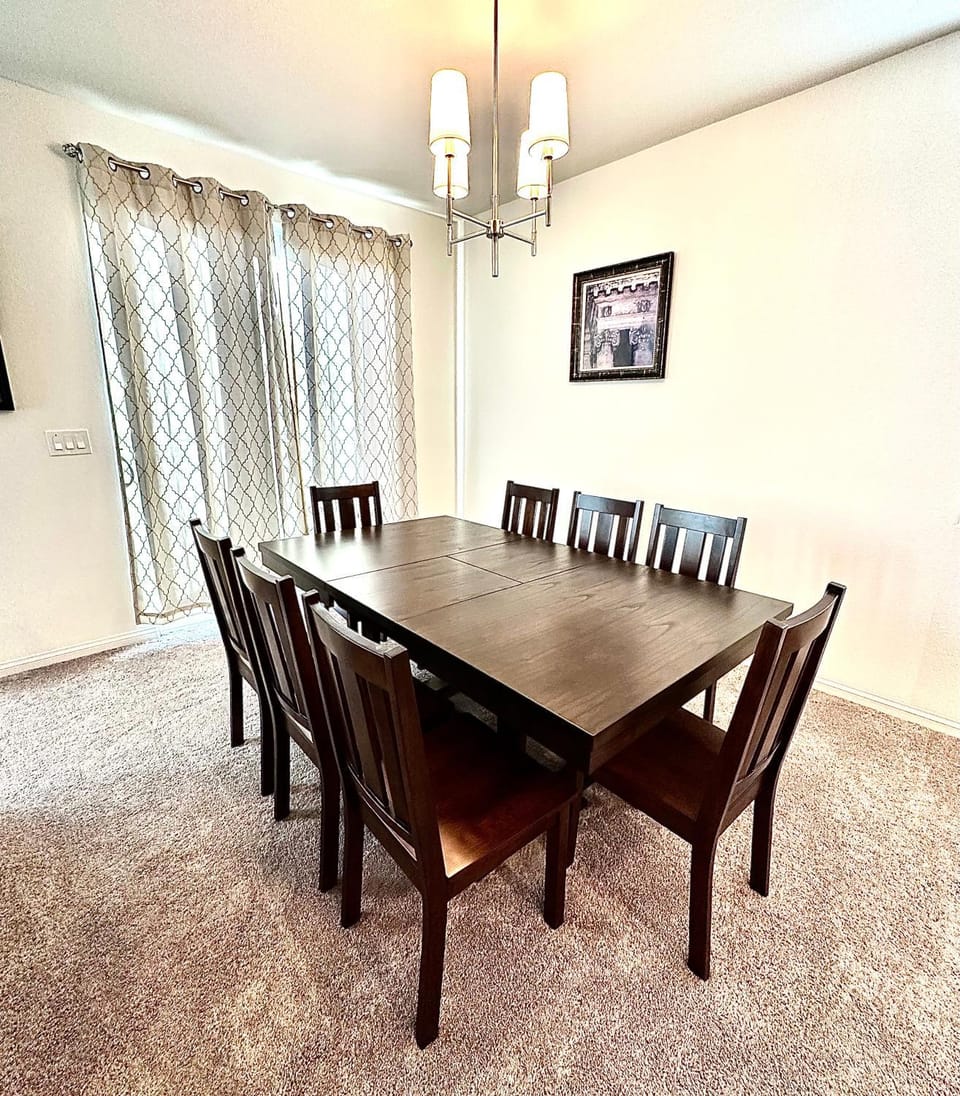 Living room, Seating area, Dining area