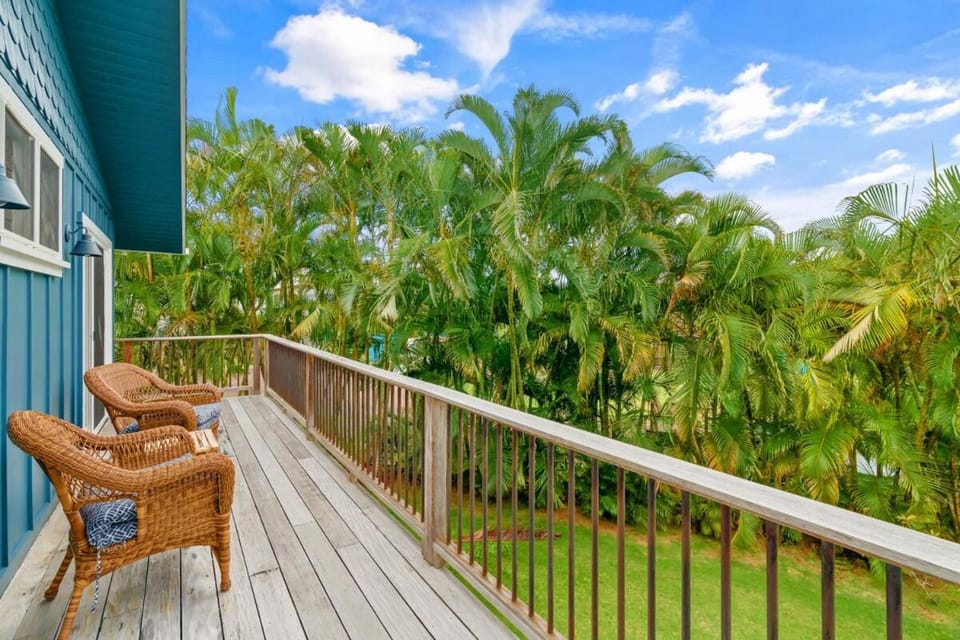 Hoaloha- Few Steps to Hanalei Bay, Hot Tub & AC Villa in Hanalei
