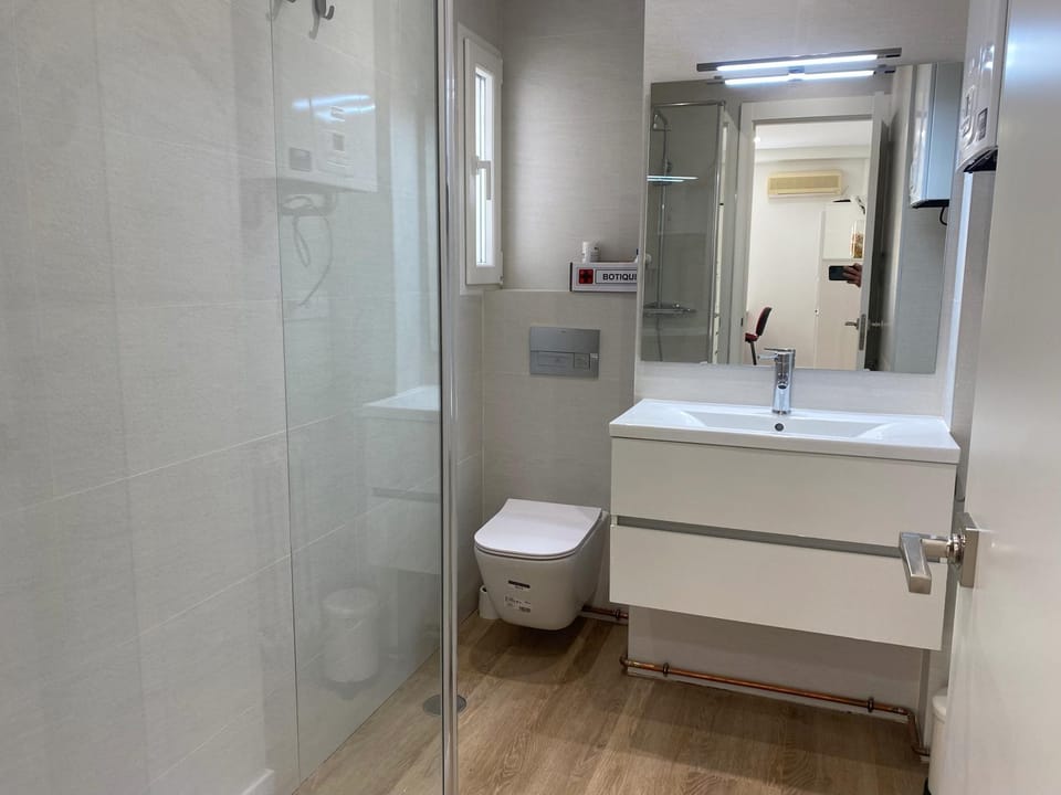 Shower, Bathroom