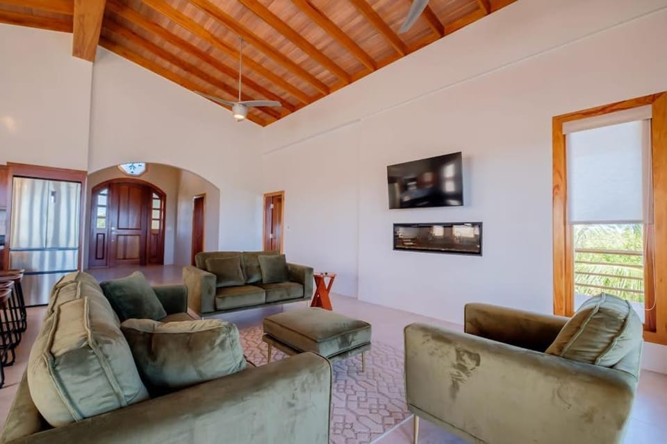Suite 2 at Island Pearl Gold Standard Certified Apartment in Belize District