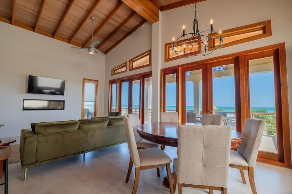 Suite 2 at Island Pearl Gold Standard Certified Apartment in Belize District