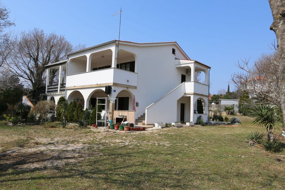 Facade/entrance, Garden