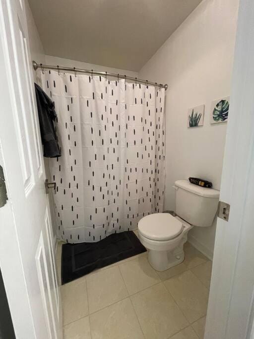 Simple Elegant Townhouse DT Raleigh NCSU Apartment in Raleigh