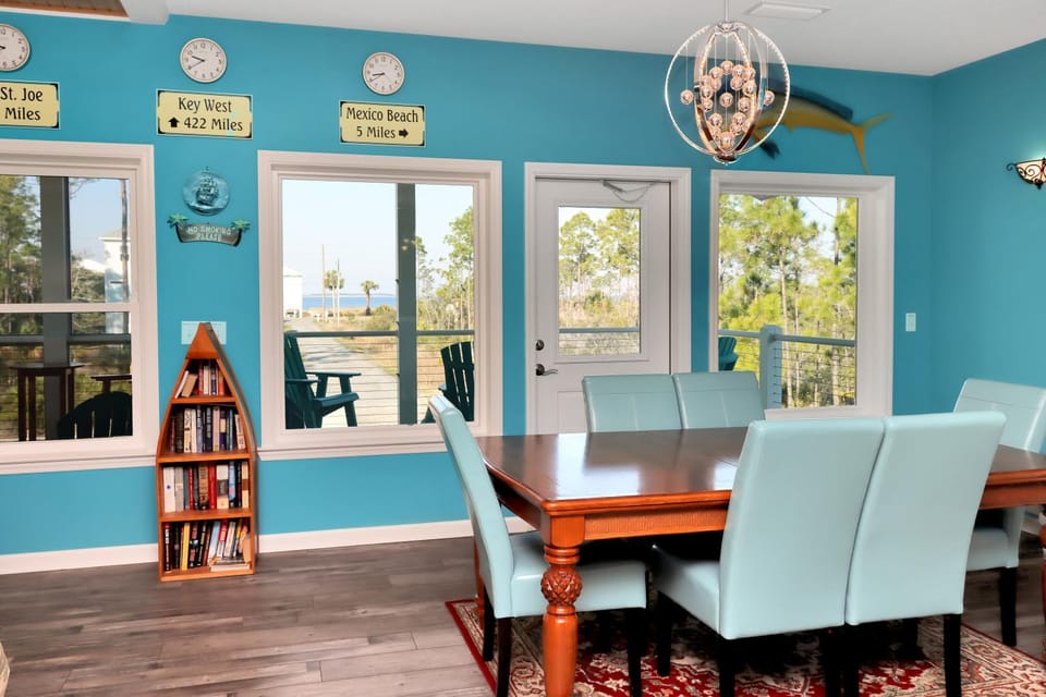 Dolphin Daze by Pristine Properties Vacation Rentals House in Florida