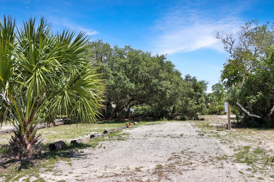 Maxtoria RV Lot by Pristine Property Vacation Rentals Campground/ 
RV Resort in Florida