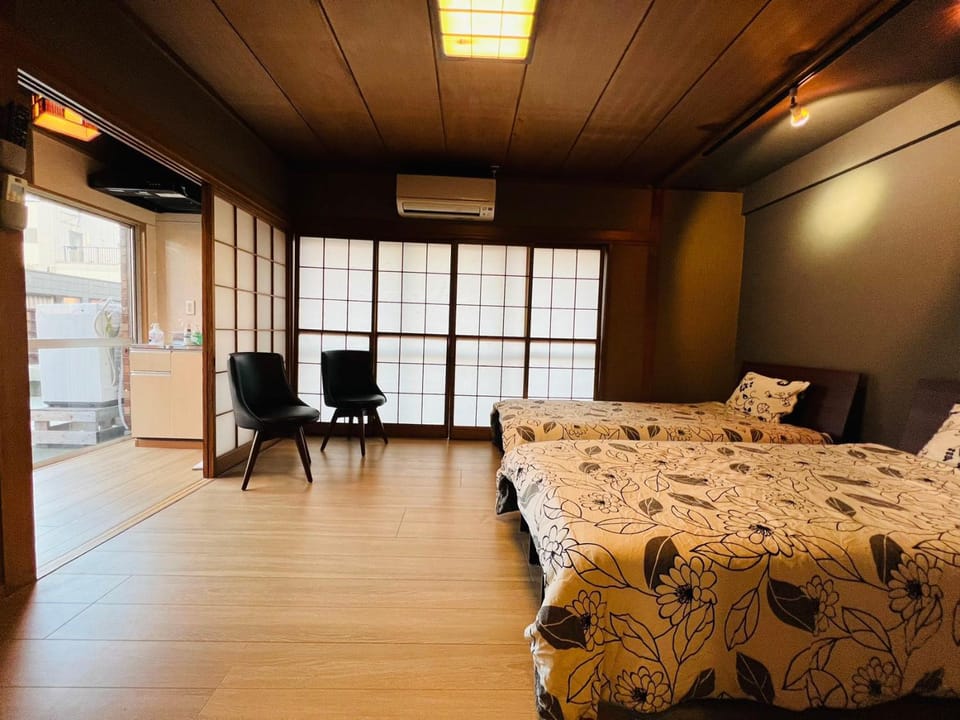 Bed, Photo of the whole room, Bedroom, air conditioner