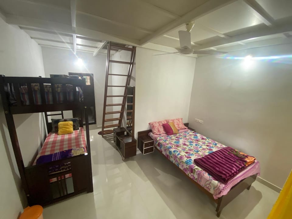 Bed, Photo of the whole room, Bedroom, bunk bed