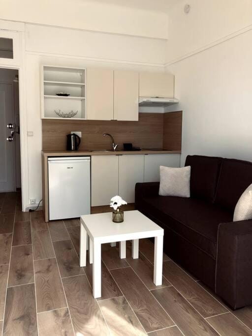 Studio refait neuf Centre-ville Apartment in Nice