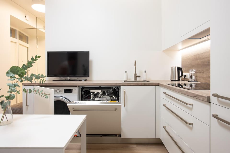 Coffee/tea facilities, Kitchen or kitchenette, dishwasher