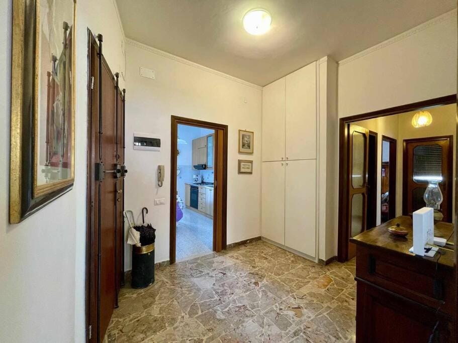 Careggi Gold Colors Apartment in Florence