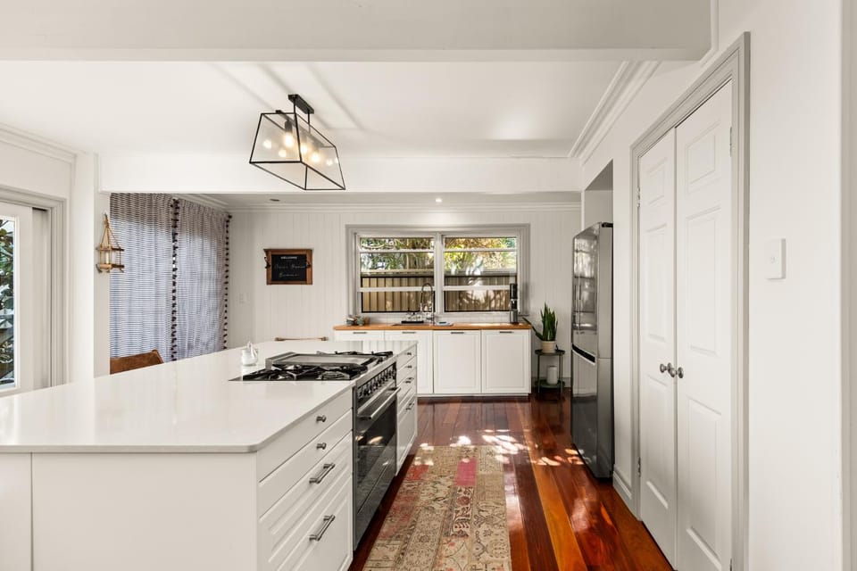 View (from property/room), City view, Sea view, kitchen