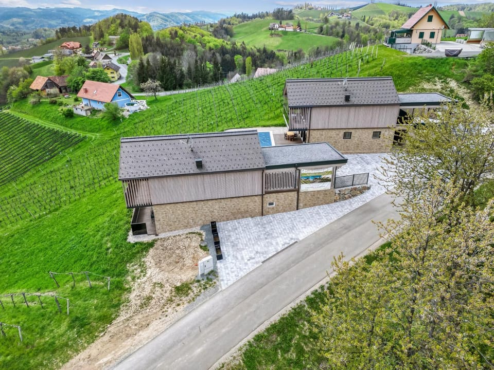 Luxus Chalet Moritz mit Poolnutzung Wochentags 3 Tage zahlen 1 Tag Gratis Apartment in Styria