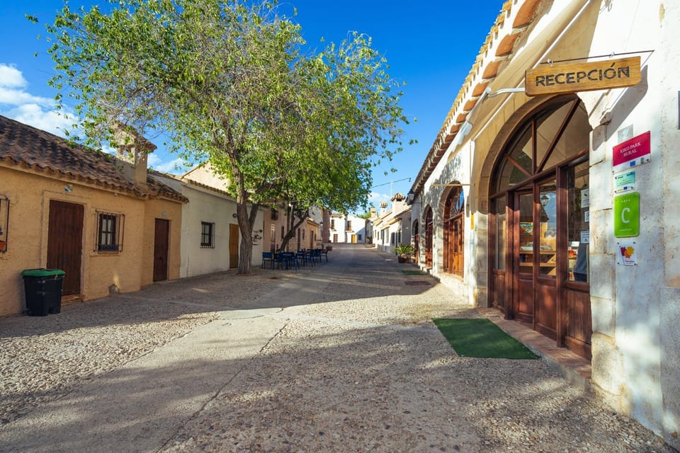 Kampaoh Kikopark Rural Luxury tent in Valencian Community