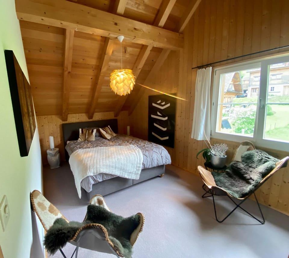 Bed, Photo of the whole room, Bedroom