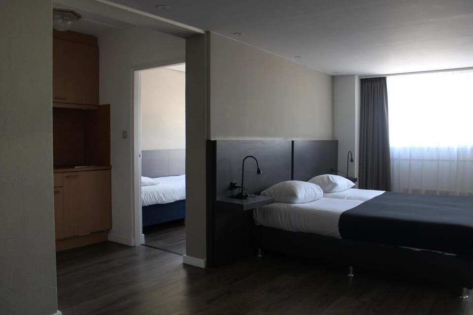 Bed, Kitchen or kitchenette, Photo of the whole room, Bedroom, furniture, heating, towels, wardrobe, air conditioner