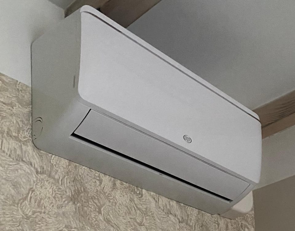 internet, air conditioner