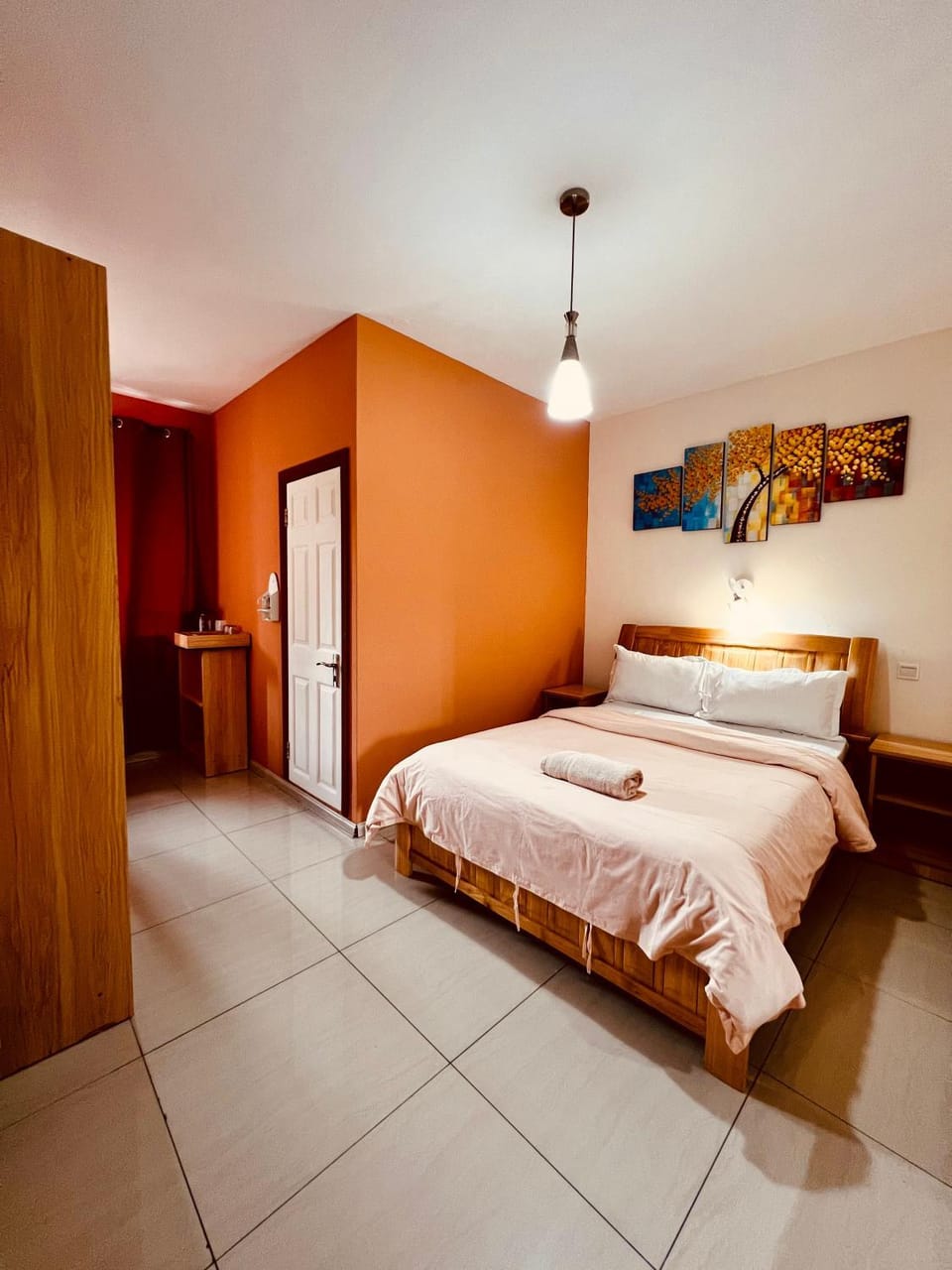 Bed, Photo of the whole room, Bedroom, towels, wardrobe