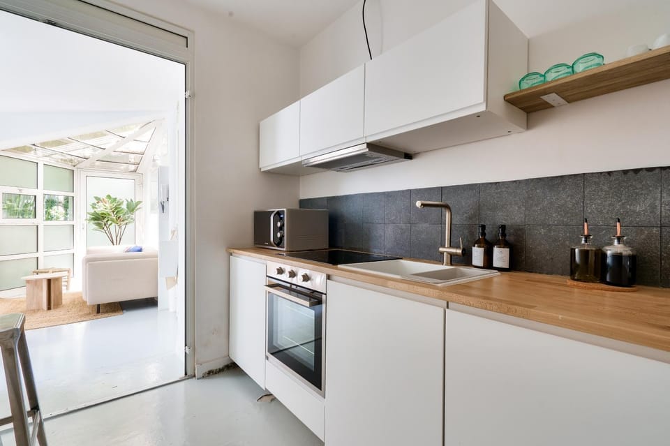 Coffee/tea facilities, Kitchen or kitchenette, dishwasher, minibar, pet friendly, stove, toaster