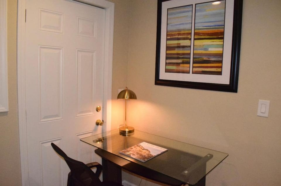 Palo Alto 1Bedroom/2 Baths Near Stanford Bed and Breakfast in Menlo Park