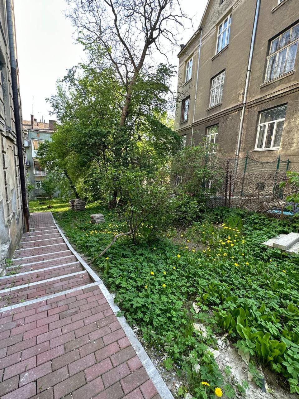 Котляревського апартамент з садом Apartment in Lviv