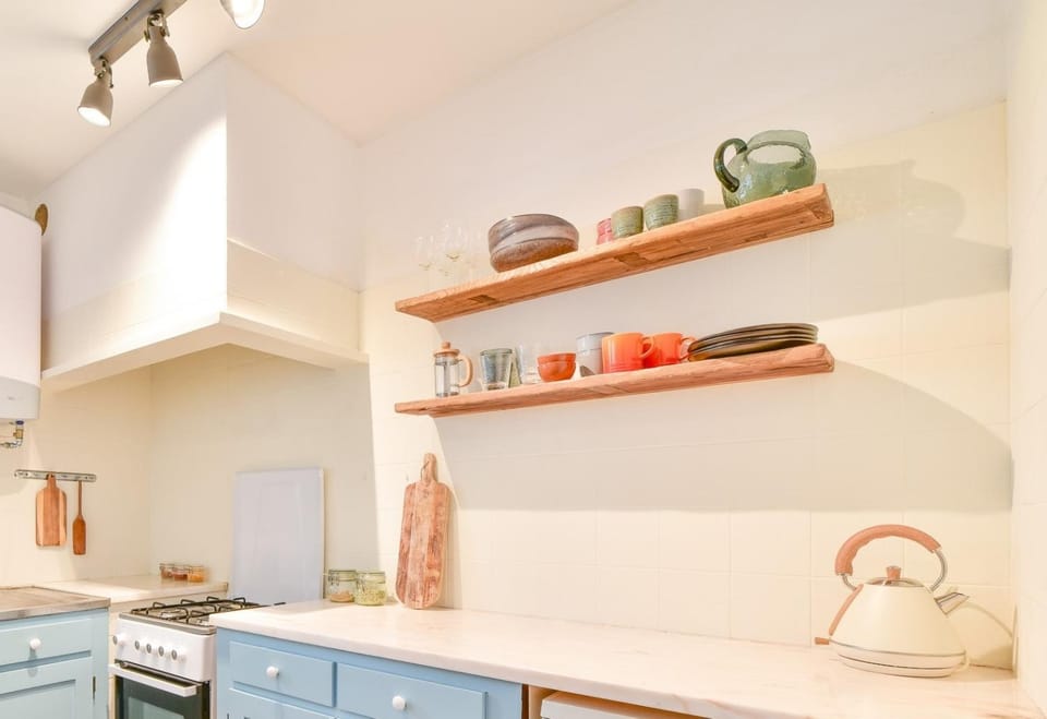 pet friendly, kitchen