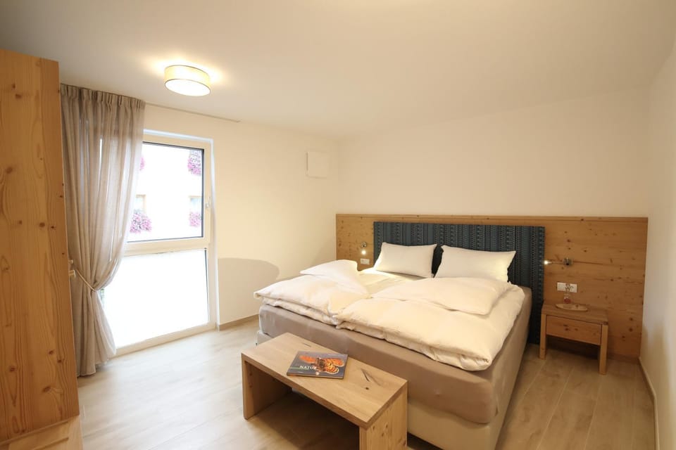 Property building, Living room, Bedroom
