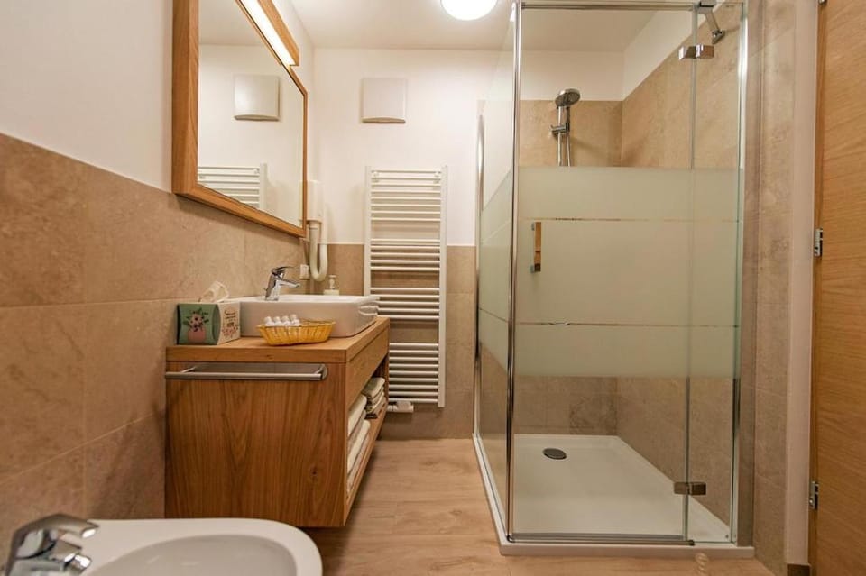 Bathroom, Living room