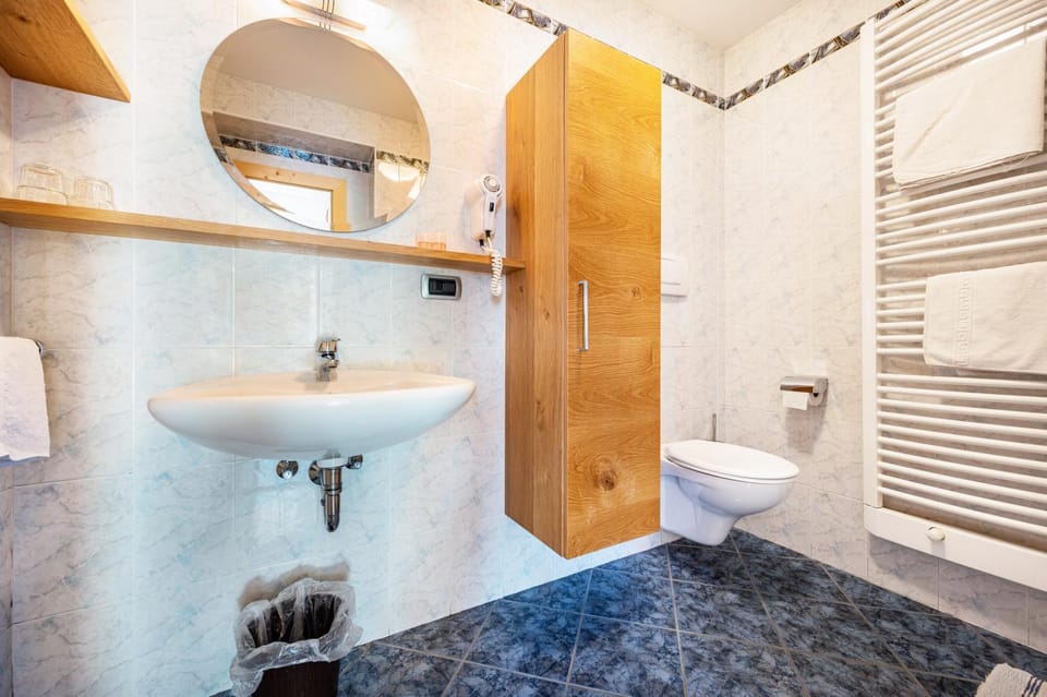 Bathroom, Living room