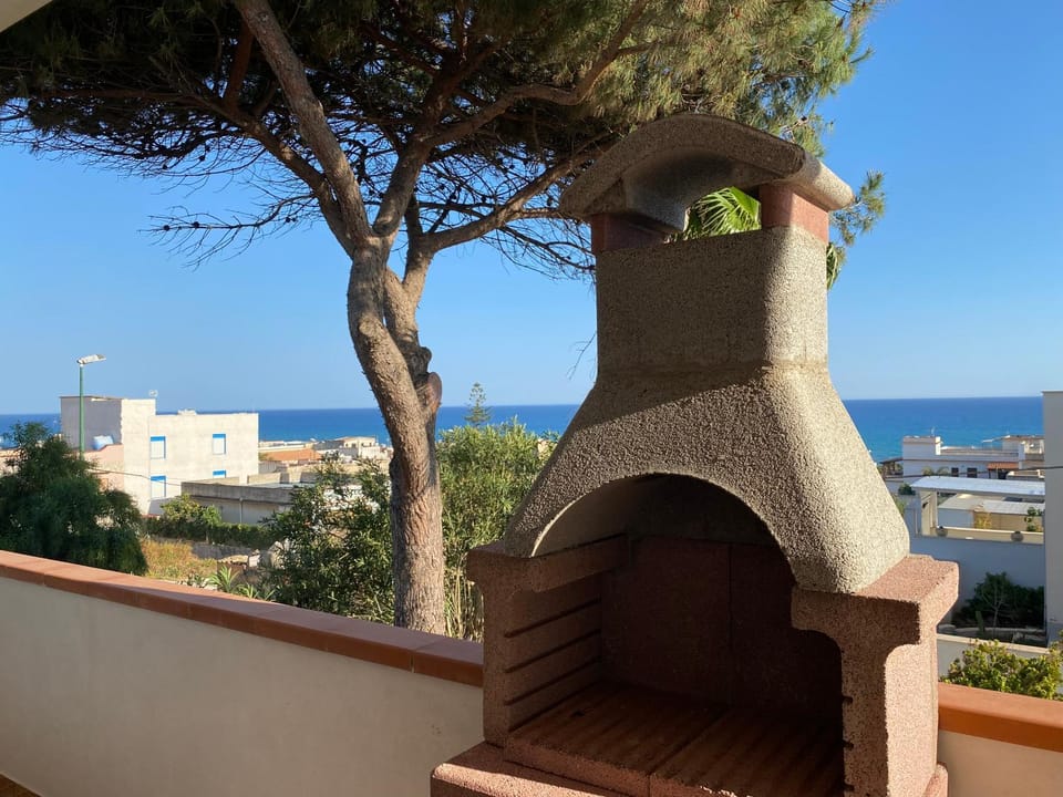 BBQ facilities, Sea view