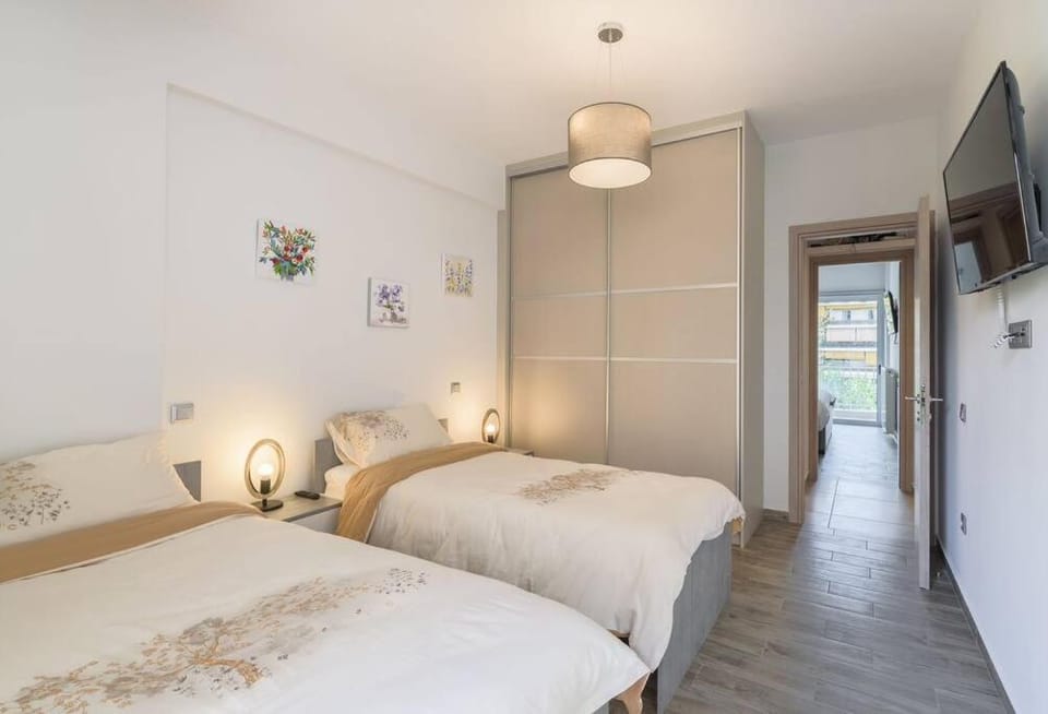 stylish zografou apartement Apartment in Athens