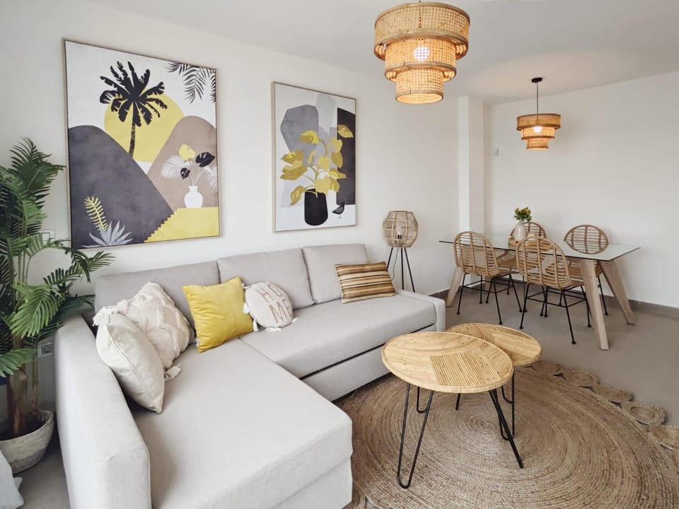 Living room, Seating area, Dining area