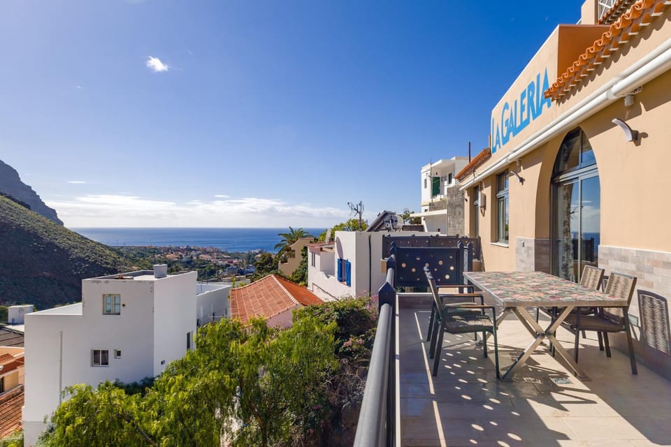 Natural landscape, View (from property/room), Balcony/Terrace, Sea view