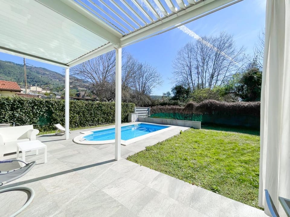 Garden, Balcony/Terrace