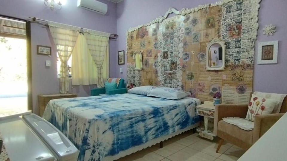 Pernoites no Ateliê La Rosa II Bed and Breakfast in State of Santa Catarina