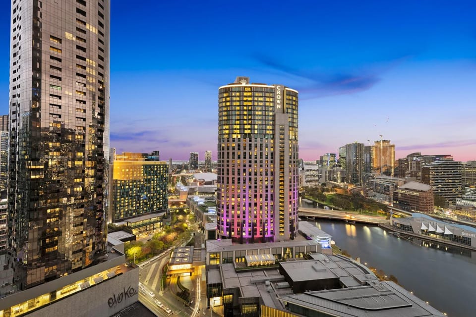 View (from property/room), City view, Lake view, River view