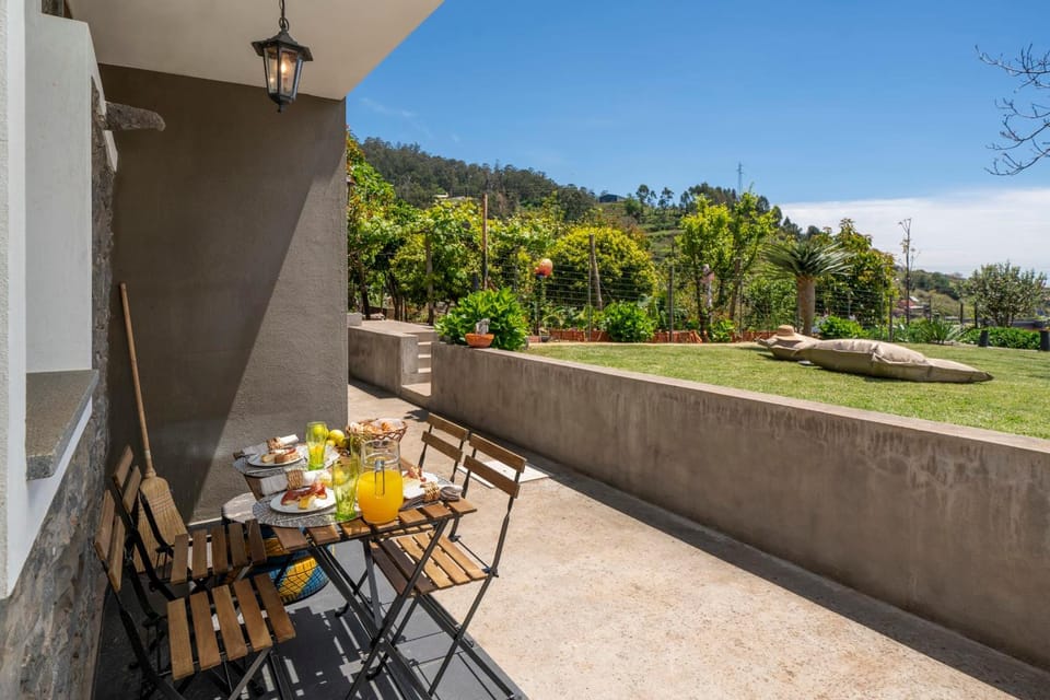 Patio, Garden, Area and facilities