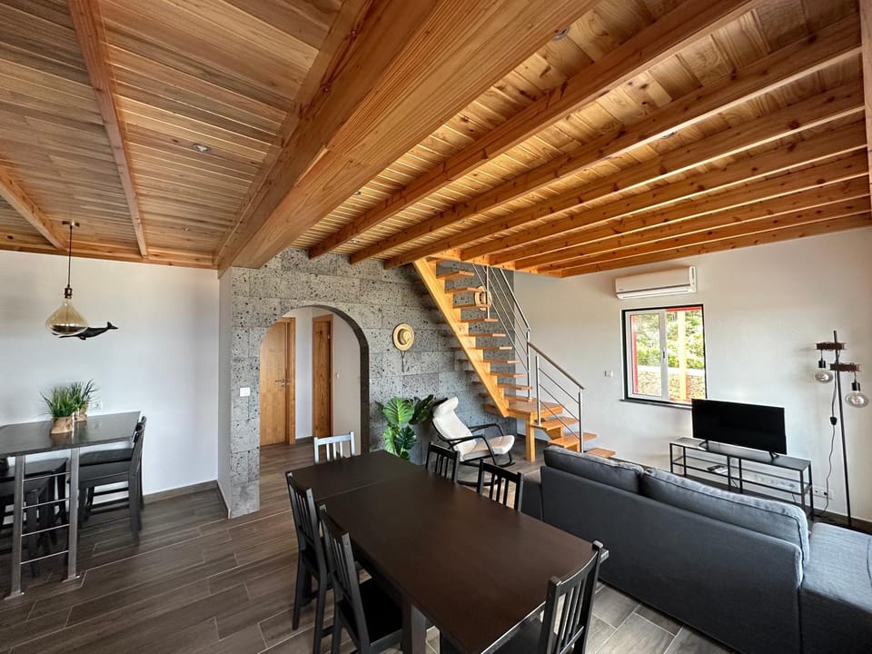 Adega do Cagarro House in Azores District