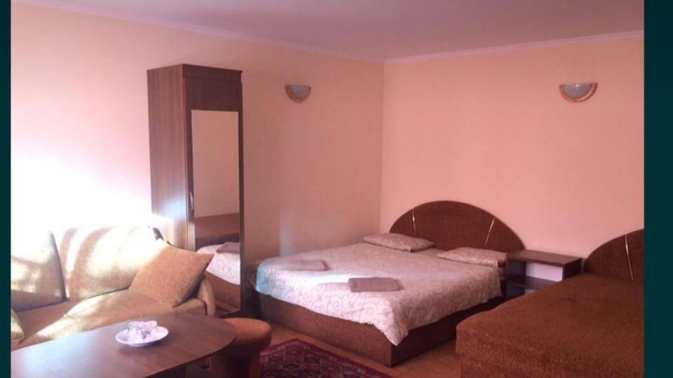 Номер та Паркінг Bed and Breakfast in Ukraine