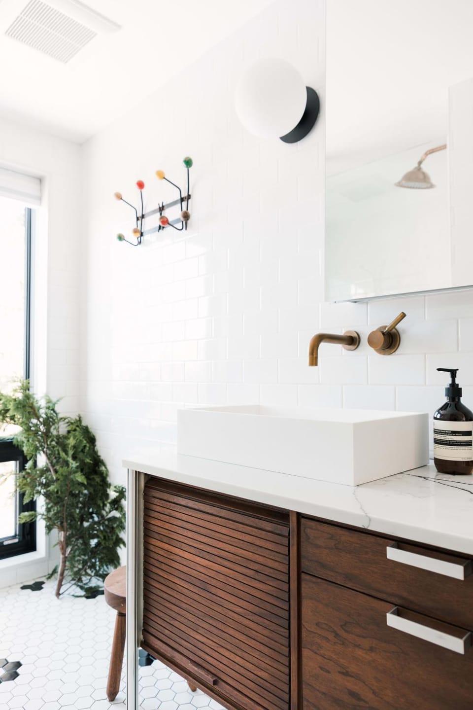 Hart House a fresh 3 bedroom century home ST-2020-0279 House in New York