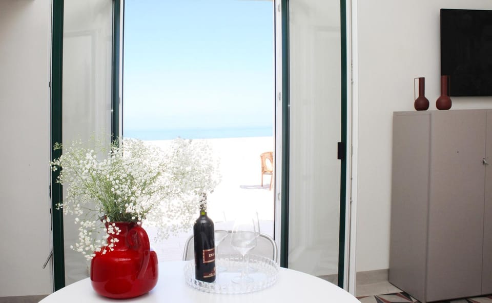 Dining area, Sea view