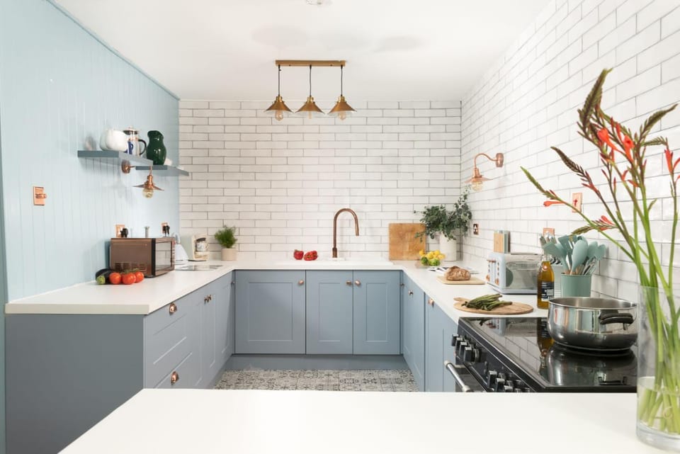 Coffee/tea facilities, Kitchen or kitchenette, pet friendly, stove