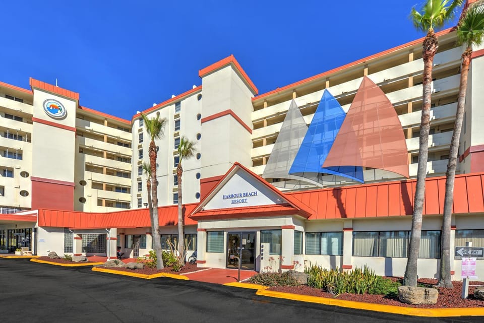 Harbour Beach Resort Hotel in Florida